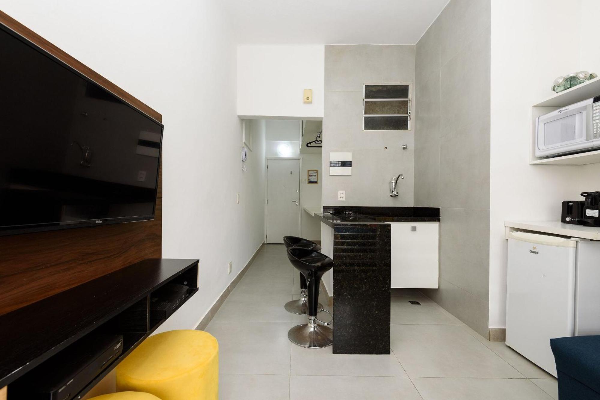 Em Copacabana A 100m Da | Jc 35/827 Apartamento