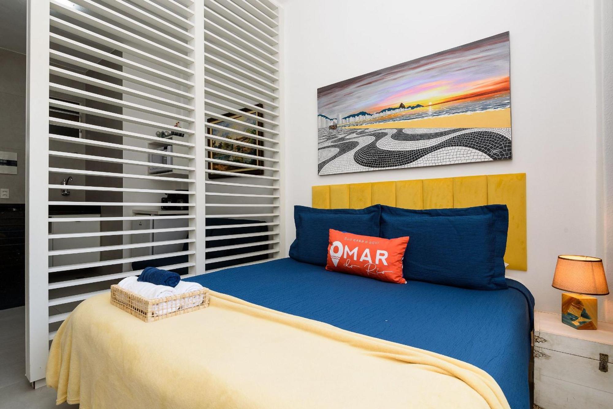 Apartamento Em Copacabana A 100m Da | Jc 35/827 *